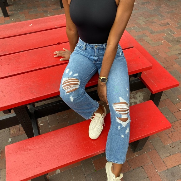 *ONE LEFT!* Daylen High Rise Distressed Boyfriend Jean - Picture 11 of 12